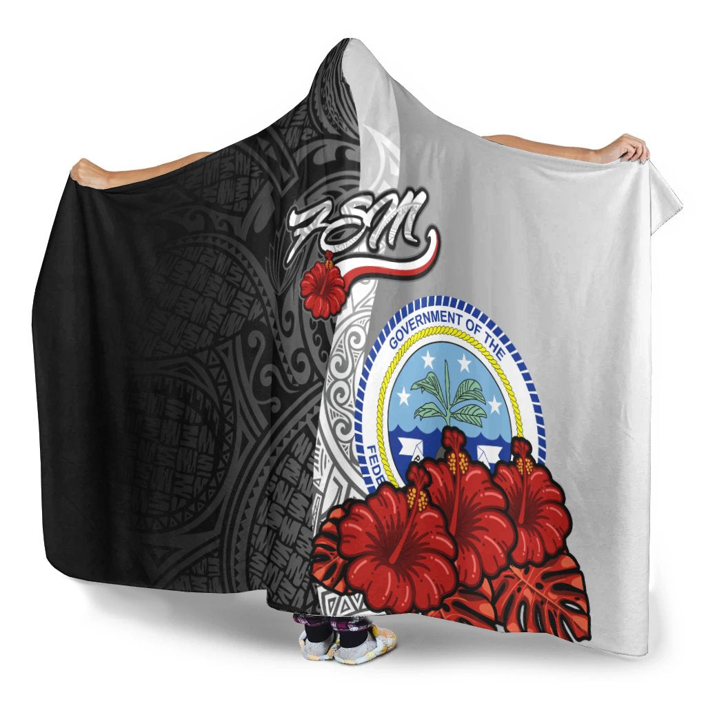 Federated States Of Micronesia Polynesian Hooded Blanket - Coat Of Arm With Hibiscus White - Polynesian Pride