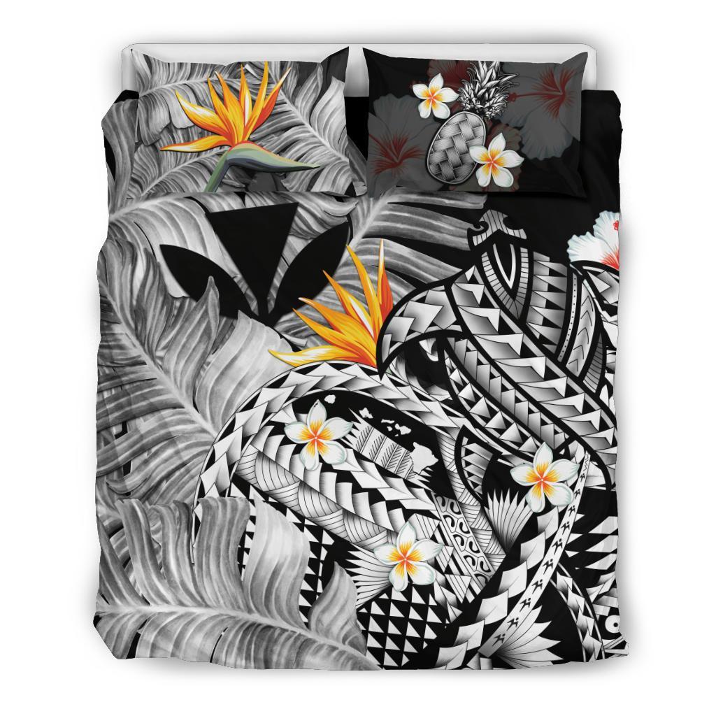 Kanaka Maoli (Hawaiian) Bedding Set, Polynesian Pineapple Banana Leaves Turtle Tattoo Gray Gray - Polynesian Pride