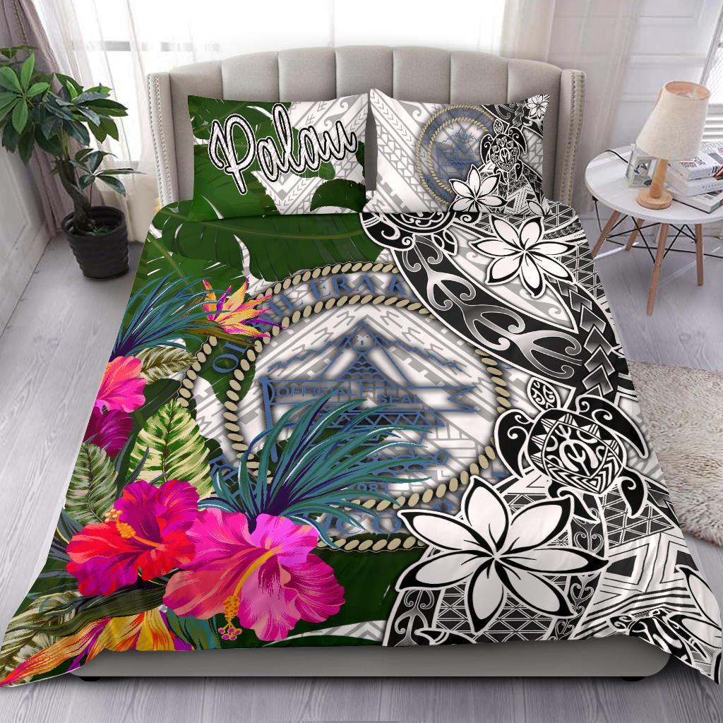 Palau Bedding Set White - Turtle Plumeria Banana Leaf Crest White - Polynesian Pride