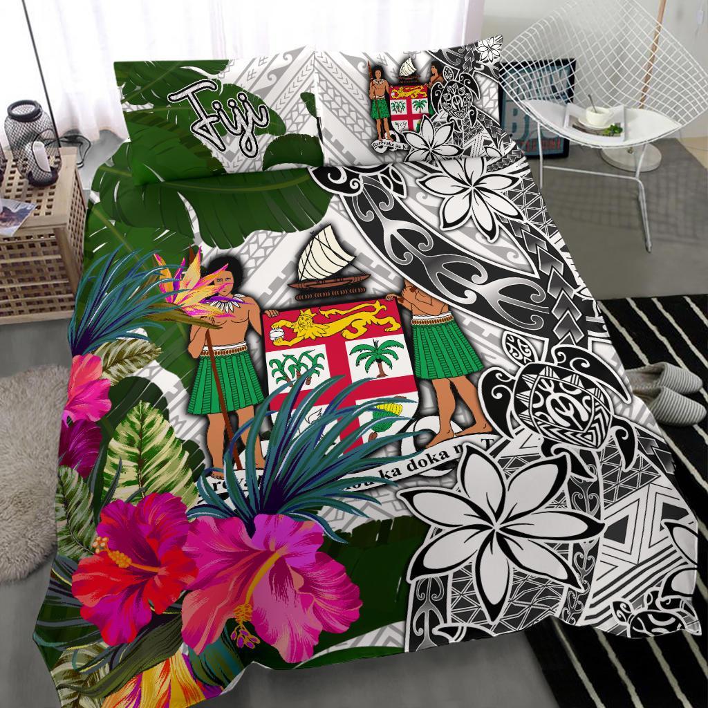 Fiji Bedding Set White - Turtle Plumeria Banana Leaf Crest - Polynesian Pride