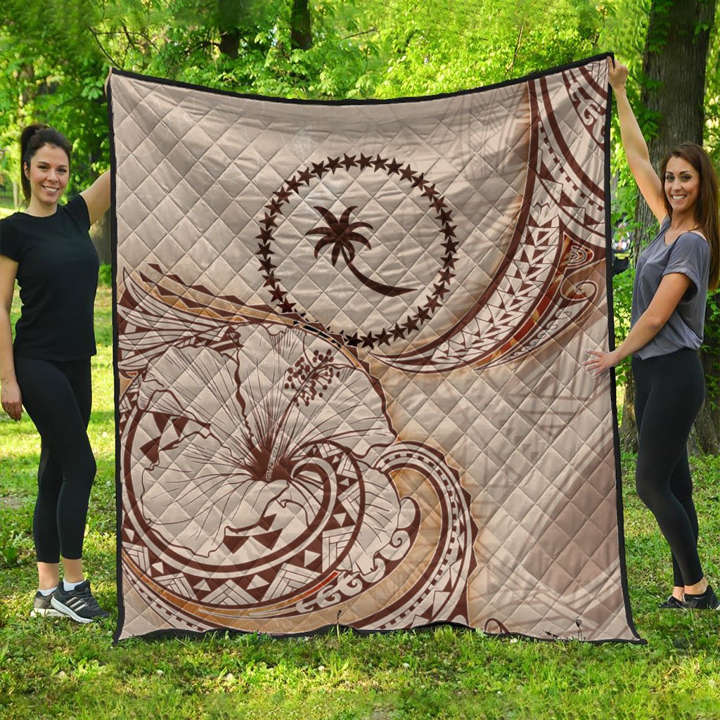 Chuuk State Premium Quilt - Hibiscus Flowers Vintage Style Nude - Polynesian Pride