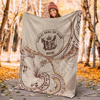 Niue Premium Blanket - Hibiscus Flowers Vintage Style - Polynesian Pride