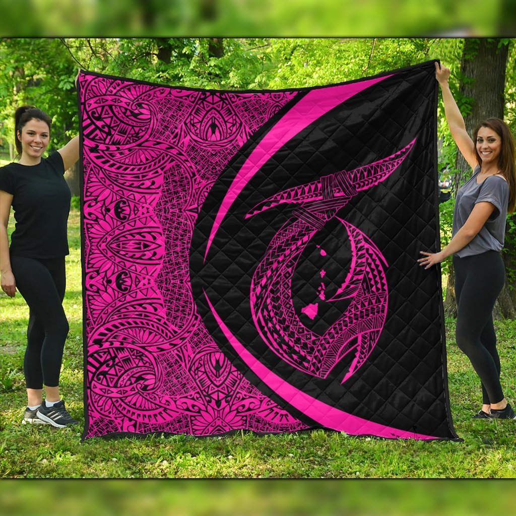 Hawaii Fish Hook Polynesian Premium Quilts - Circle Style Pink - AH Black - Polynesian Pride