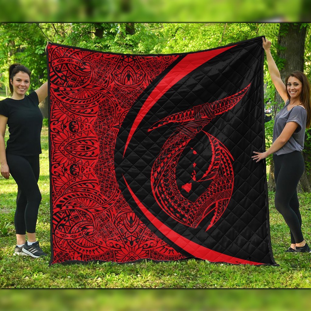 Hawaii Fish Hook Polynesian Premium Quilts - Circle Style Red - AH Black - Polynesian Pride