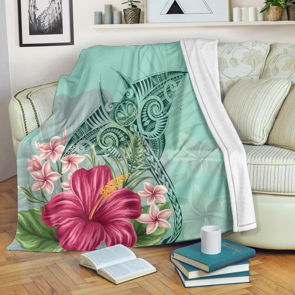 Hawaii Manta Ray Tropical Hibiscus Plumeria Premium Blankets - AH White - Polynesian Pride