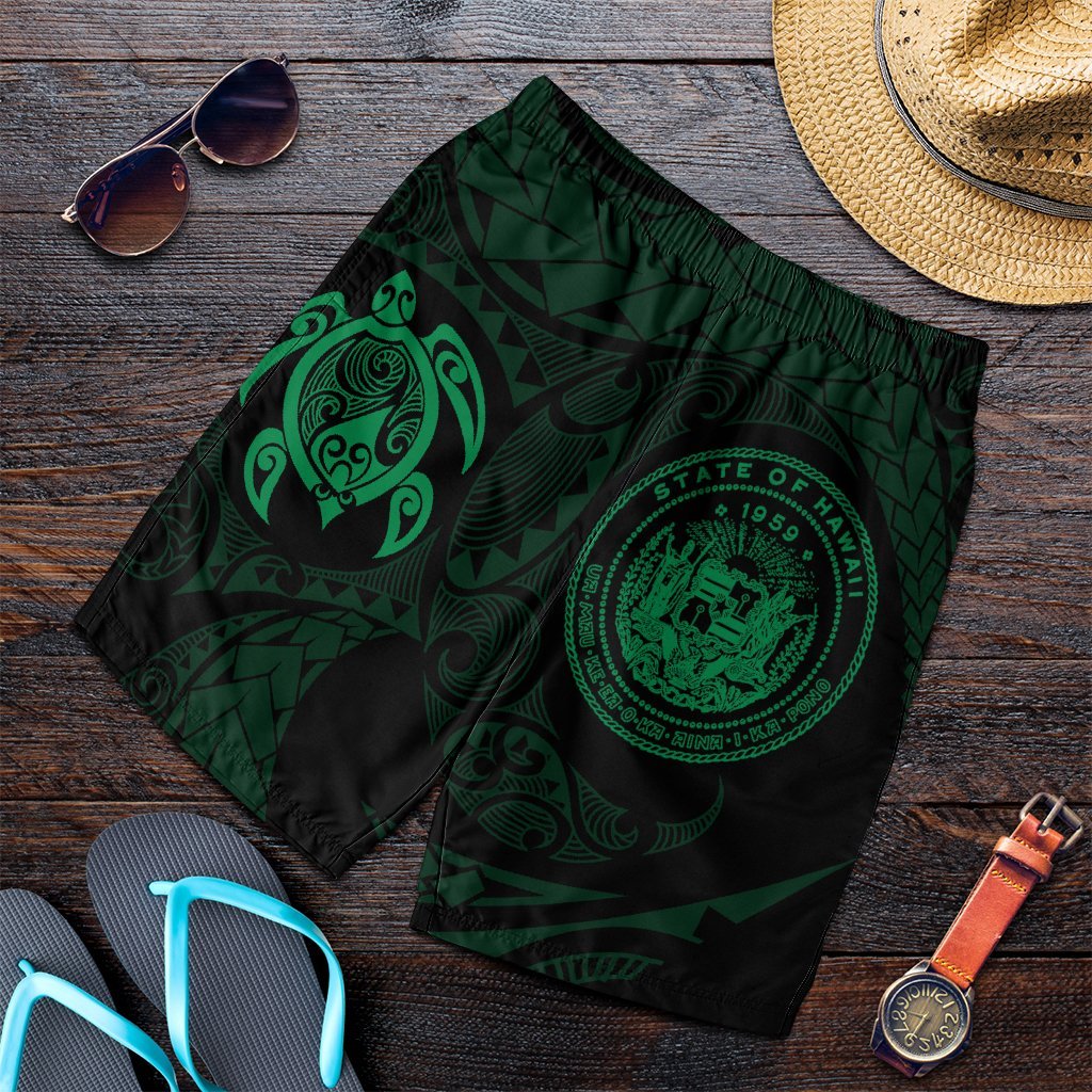 Hawaiian Coat Of Arms Turtle Polynesian Men's Shorts Green AH Art - Polynesian Pride