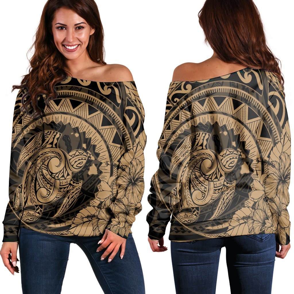 Hawaiian Kanaka Honu Map Hibiscus Globular Polynesian Gold Women's Off Shoulder Sweater - AH Black - Polynesian Pride