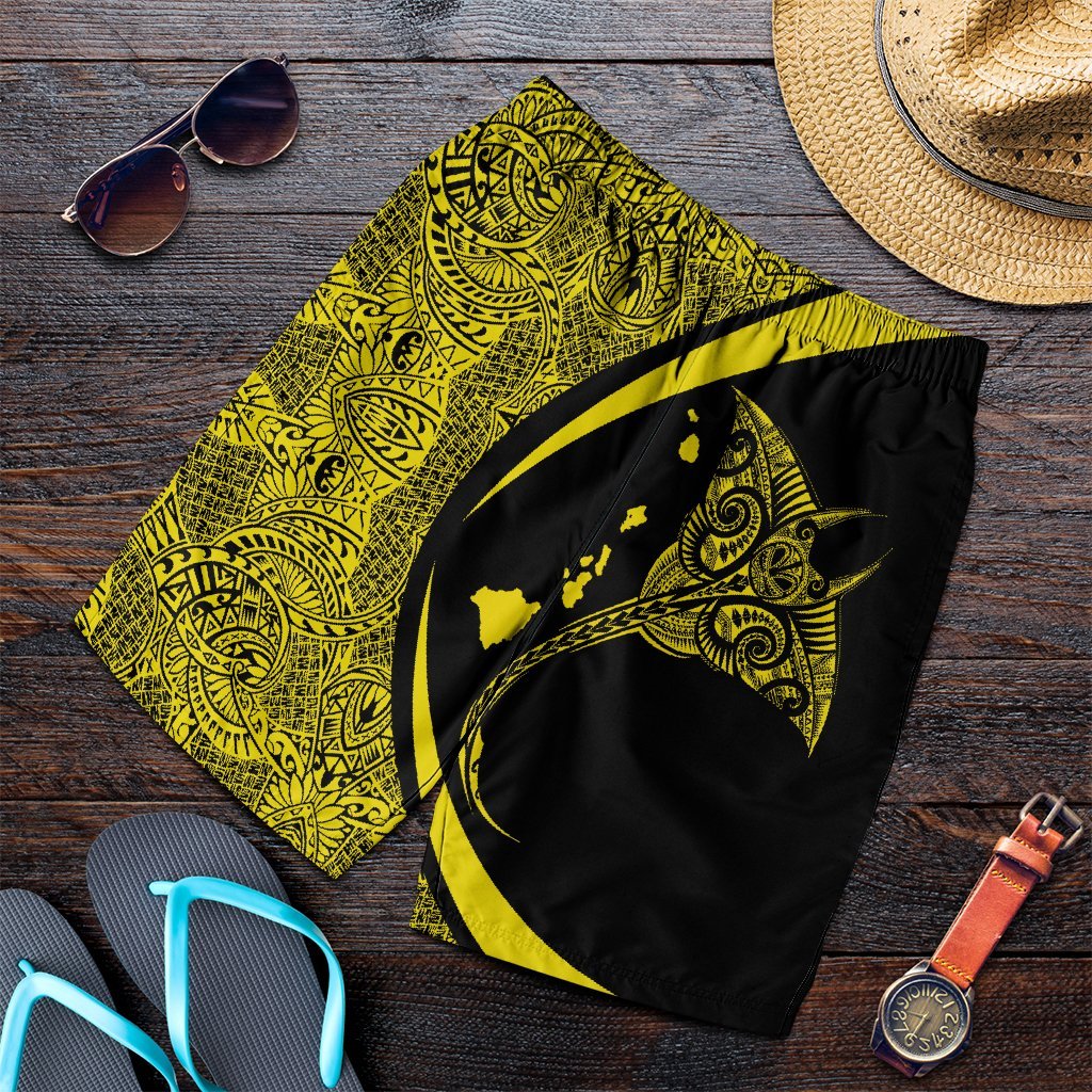 Hawaiian Map Manta Ray Polynesian Men's Shorts - Yellow - Circle Style - AH Art - Polynesian Pride