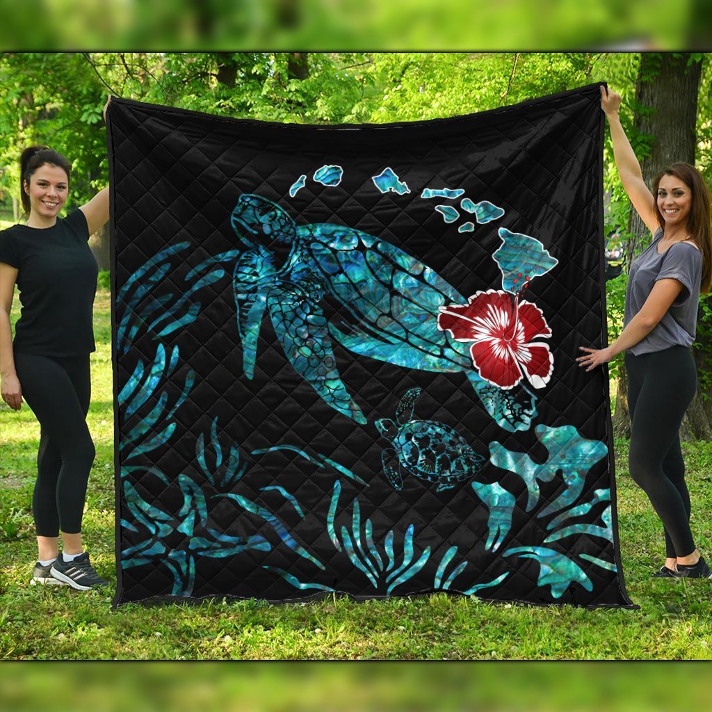 Hawaiian Map Turtle Hibiscus Ohana Honu Paua Shell Premium Quilts - AH Black - Polynesian Pride