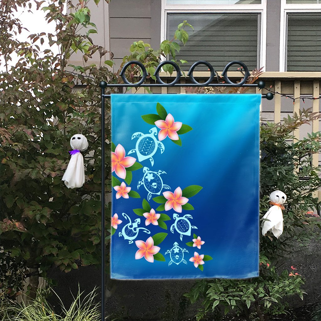 Hawaiian Tuttle And Plumeria Flower In The Sea Polynesian Flag - AH - Polynesian Pride