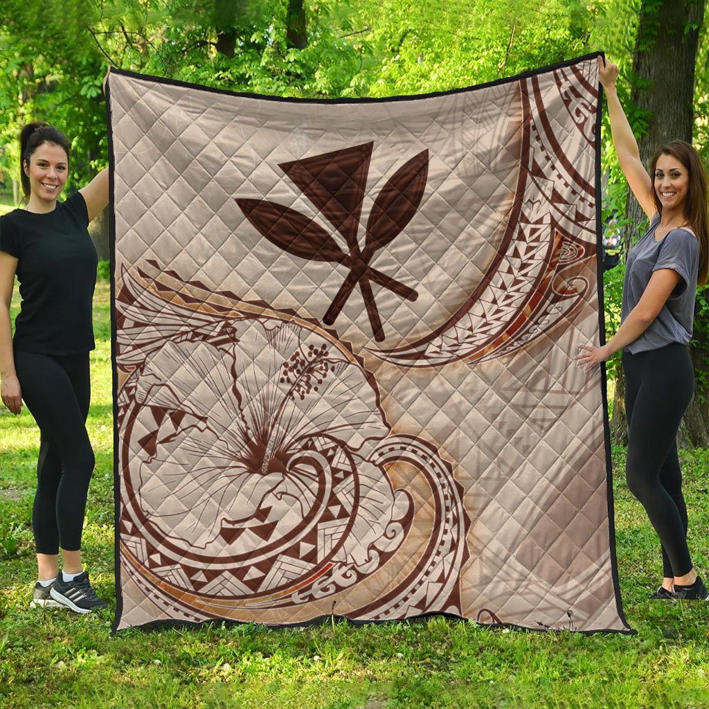 Hawaii Kanaka Maoli Premium Quilt - Hibiscus Flowers Vintage Style Nude - Polynesian Pride