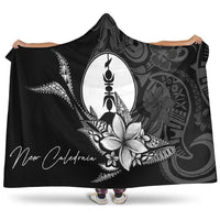 New Caledonia Hooded Blanket - Fish With Plumeria Flowers Style Hooded Blanket Black - Polynesian Pride