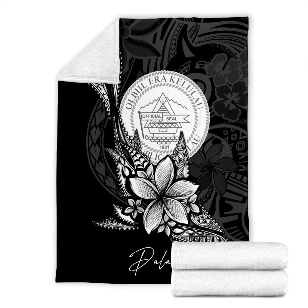 Palau Premium Blanket - Fish With Plumeria Flowers Style - Polynesian Pride
