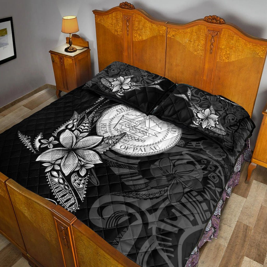 Palau Quilt Bed Set - Fish With Plumeria Flowers Style - Polynesian Pride