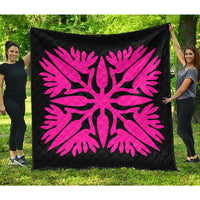 Hawaiian Royal Pattern Premium Quilt - Black And Pink - A3 Style - AH Pink - Polynesian Pride