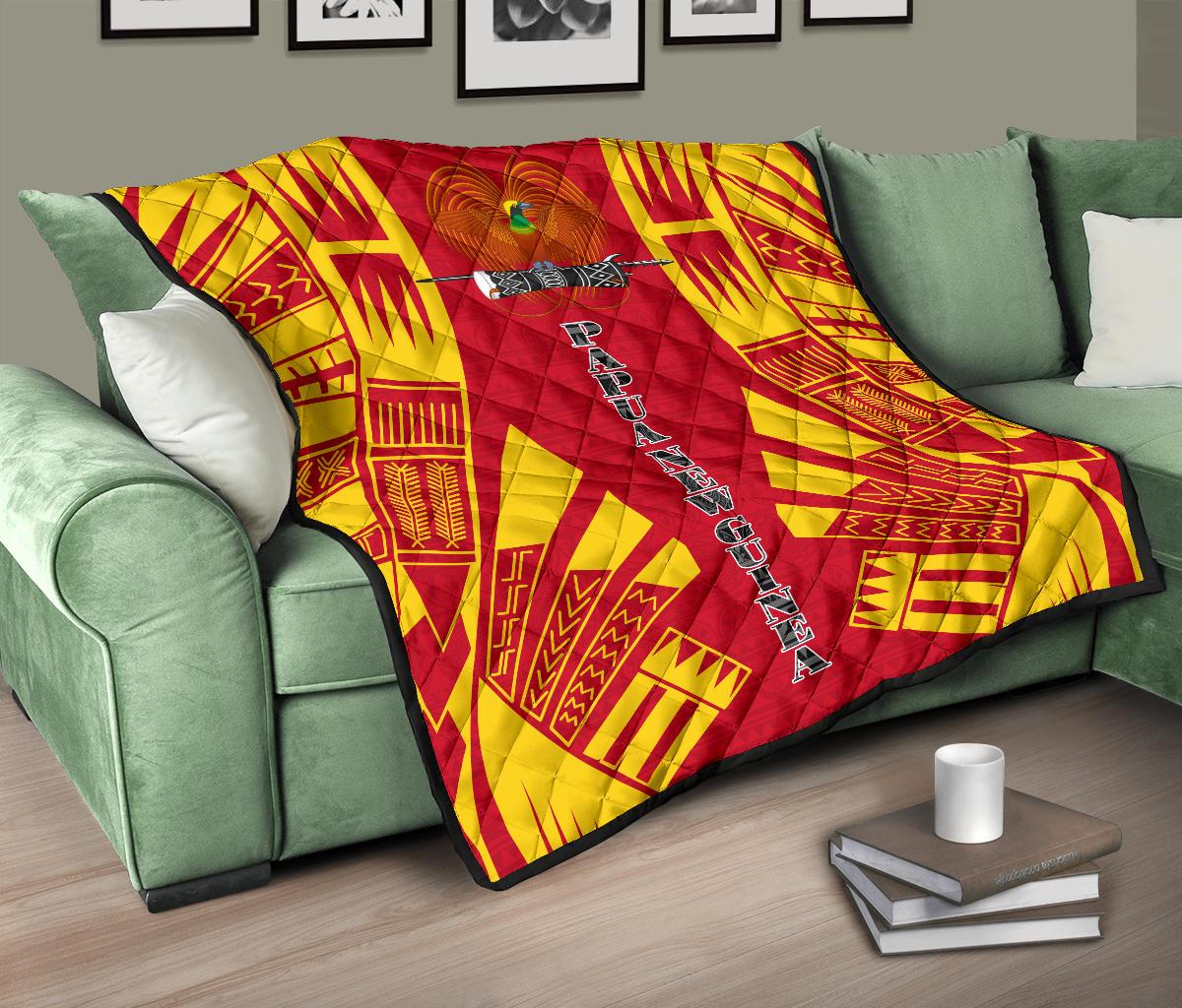 Papua New Guinea Premium Quilt - Papua New Guinea Coat Of Arsms Polynesian Yellow Tattoo - Polynesian Pride