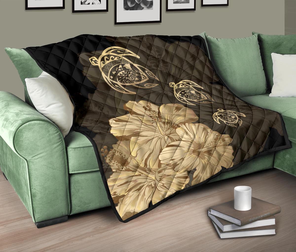 Hawaiian Map Turtle Hibiscus Vintage Polynesian Premium Quilt Gold - Polynesian Pride