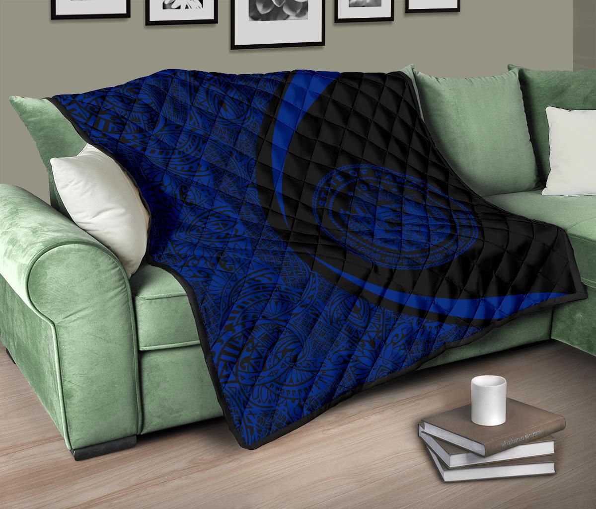 Hawaii Coat Of Arms Polynesian Black And Blue Premium Quilt - Circle Style - Polynesian Pride