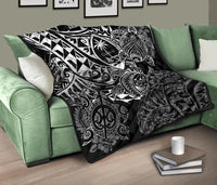 Guam Polynesian Premium Quilt - White Turtle Flowing - Polynesian Pride