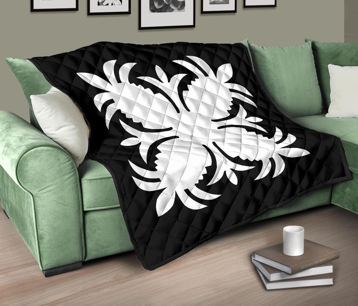 Hawaiian Premium Quilt Royal Pattern - Black And White - A2 Style - Polynesian Pride