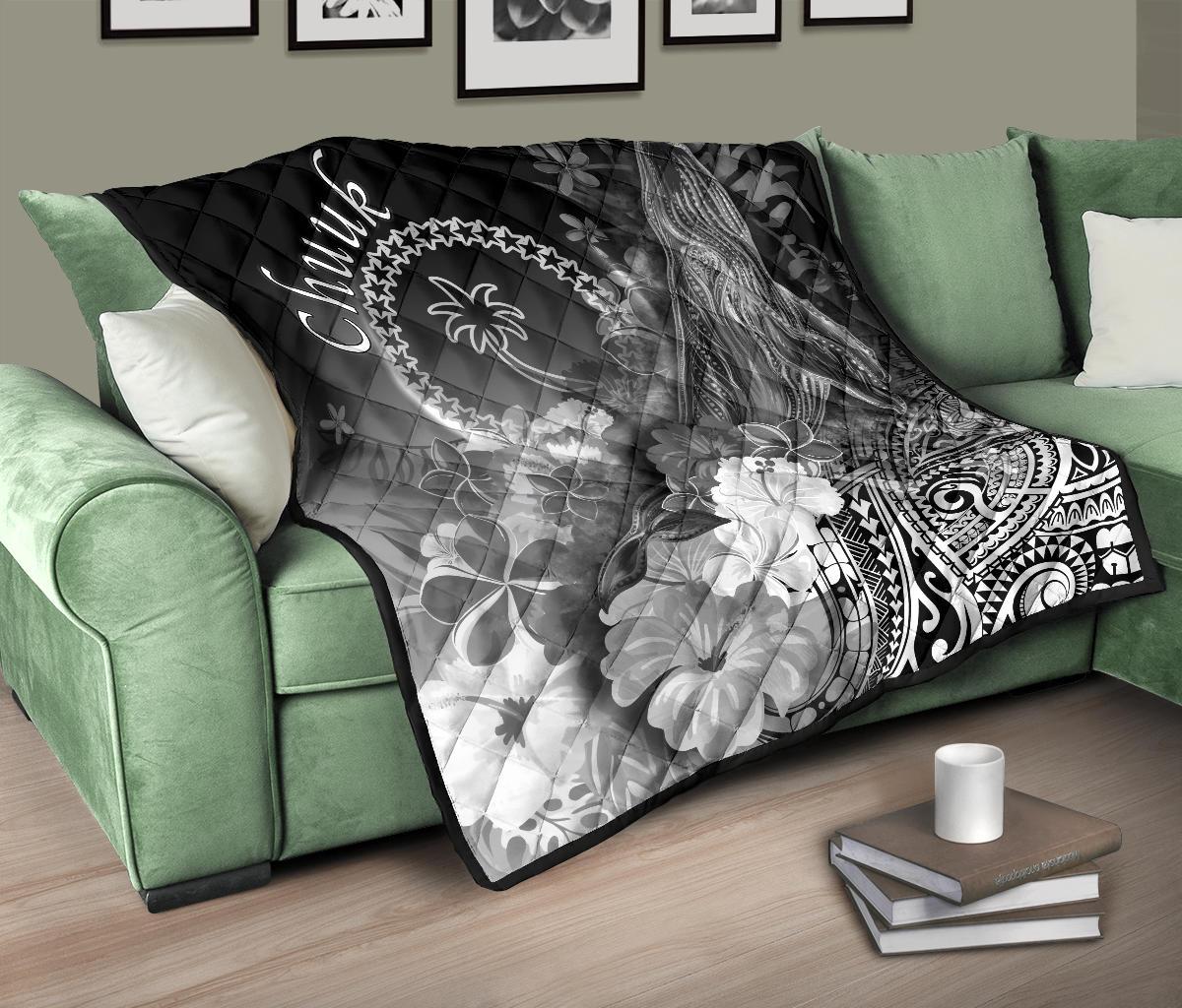 Chuuk Premium Quilt - Humpback Whale with Tropical Flowers (White) - Polynesian Pride