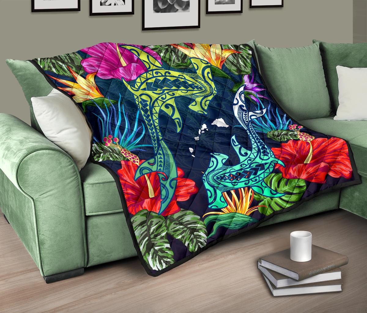 Hawaii Shark Tropical Color Premium Quilt - Polynesian Pride