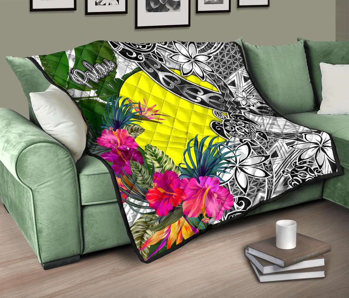 Palau Premium Quilt White - Turtle Plumeria Banana Leaf - Polynesian Pride