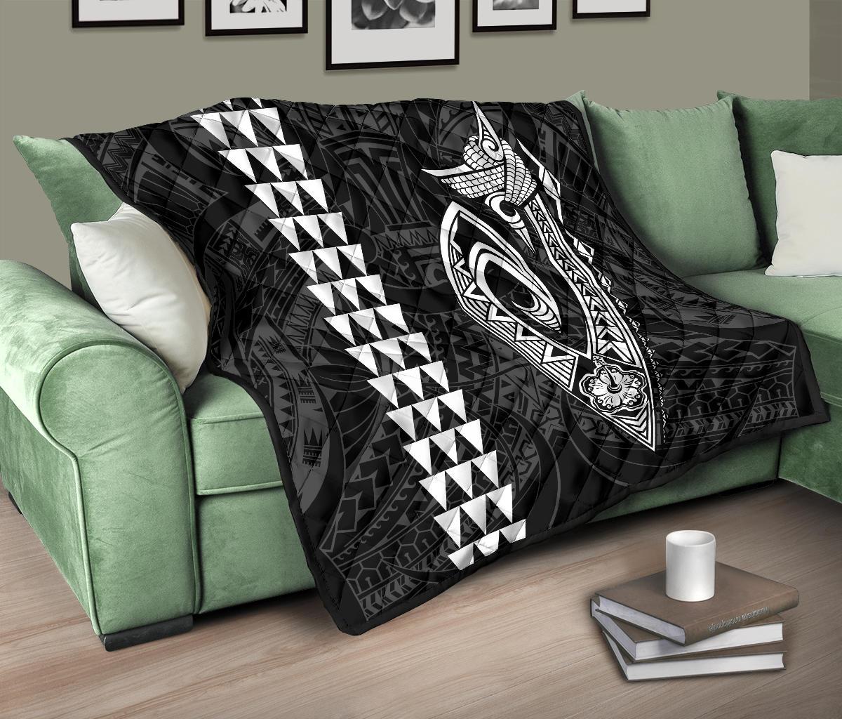 Hawaii Kakau Makau Fish Hook Polynesian Premium Quilt - White - Polynesian Pride