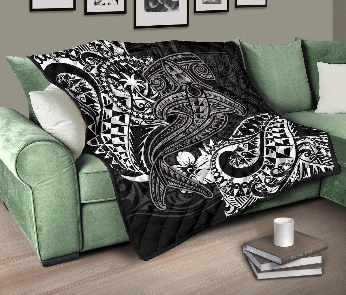 Chuuk Premium Quilt - White Shark Polynesian Tattoo - Polynesian Pride
