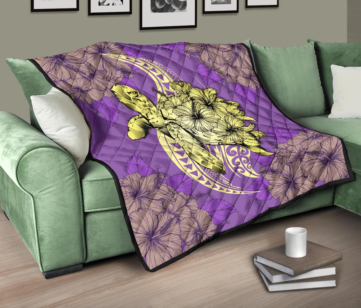 Hawaii Polynesian Turtle Hibiscus Premium Quilt - Yellow - Polynesian Pride