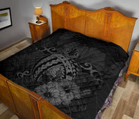 Hawaii Hibiscus Premium Quilt - Harold Turtle - Gray - Polynesian Pride