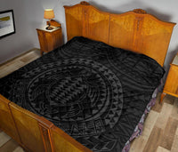 Hawaiian Kakau Honu Arc Gray Polynesian Premium Quilt - Polynesian Pride