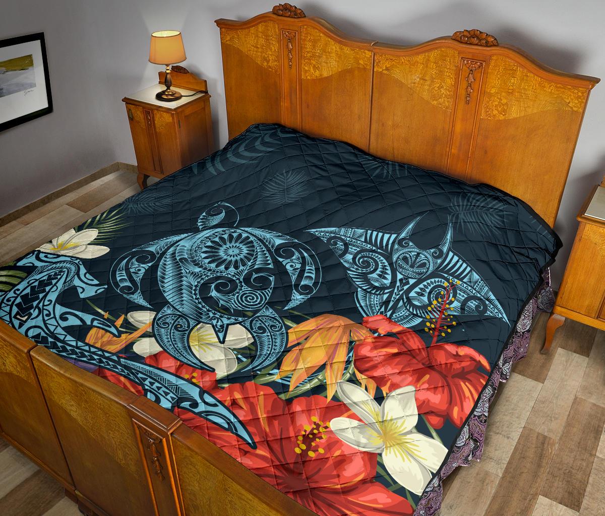 Hawaii Turtle Shark Manta Ray Hibiscus Plumeria Premium Quilt - Polynesian Pride