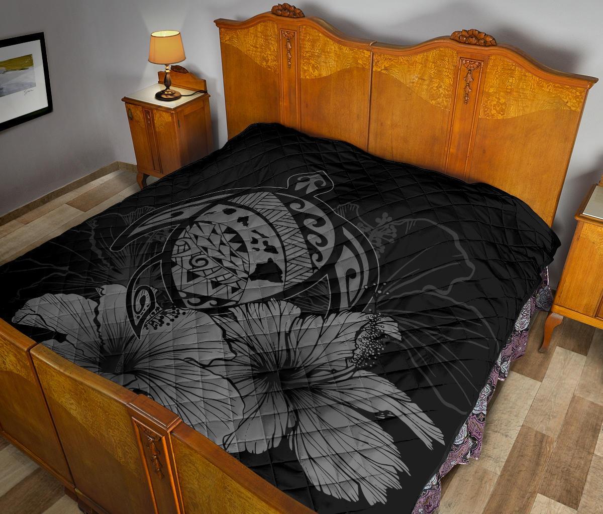 Hawaii Hibiscus Premium Quilt - Turtle Map - Gray AH - Polynesian Pride