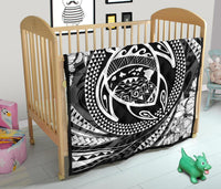 Hawaiian Kanaka Honu Hibiscus Tornando White Polynesian Premium Quilt - Polynesian Pride