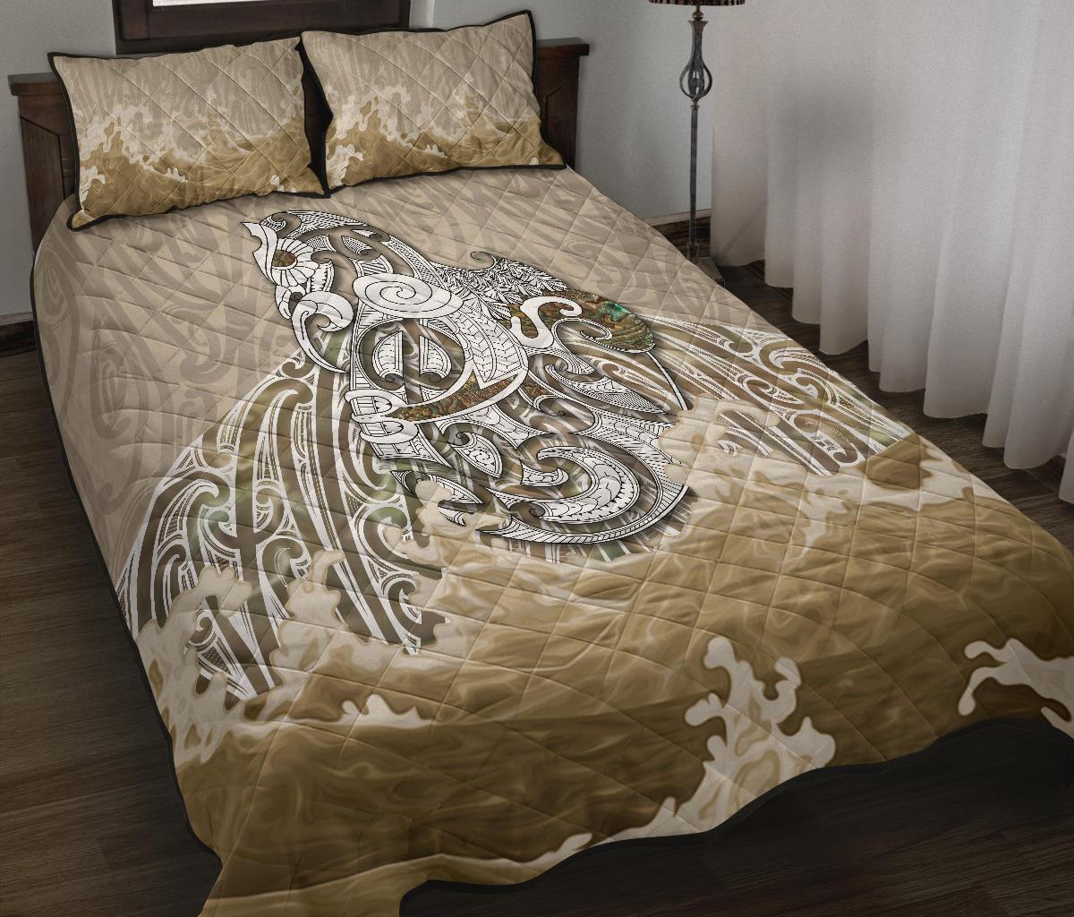 Maori Manaia The Golden Sea Quilt Bed Set Golden - Polynesian Pride