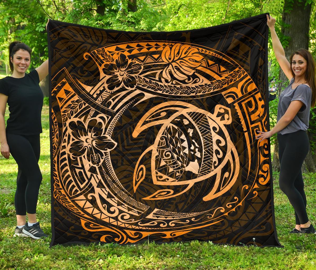 Hawaiian Turtle Polynesian Gold Premium Quilt Gold - Polynesian Pride