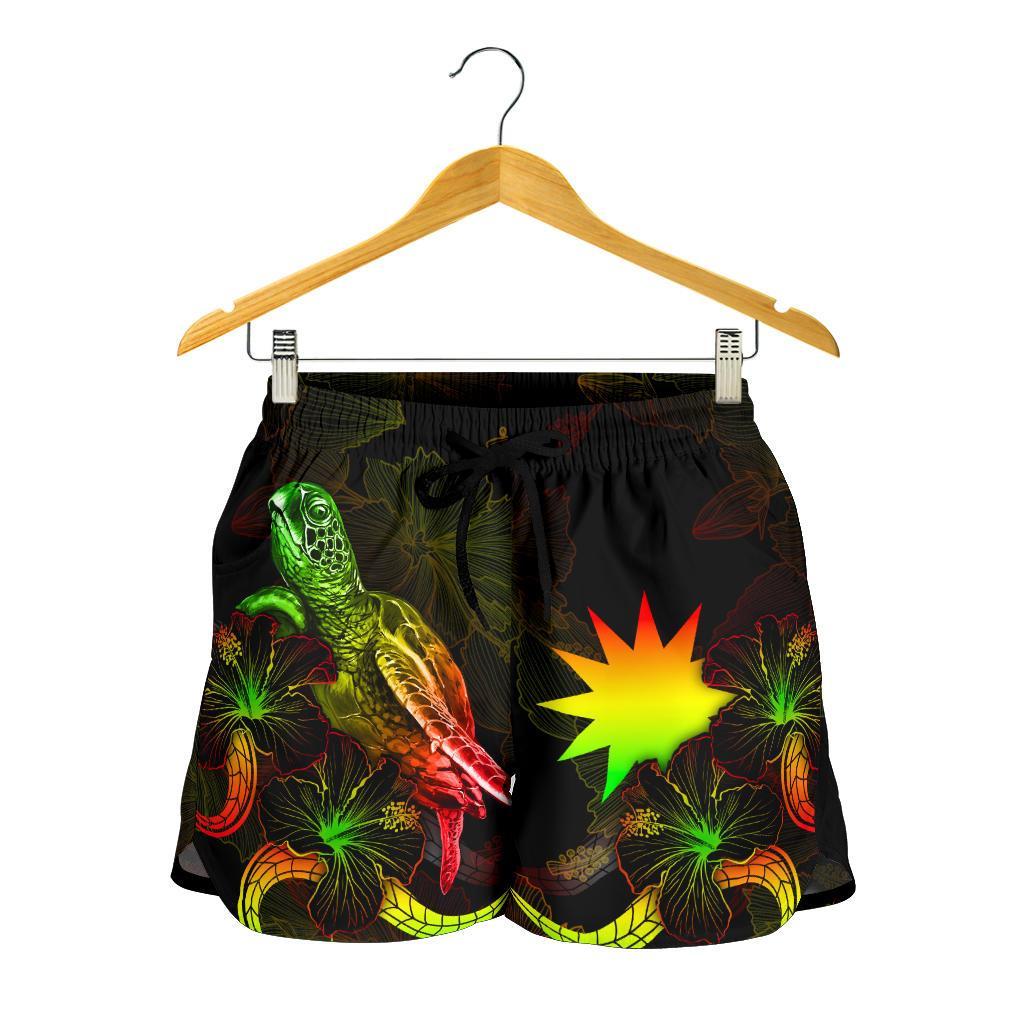 Nauru Polynesian Women's Shorts - Turtle With Blooming Hibiscus Reggae - Polynesian Pride
