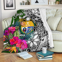 Nauru Custom Personalised Premium Blanket White - Turtle Plumeria Banana Leaf Crest - Polynesian Pride