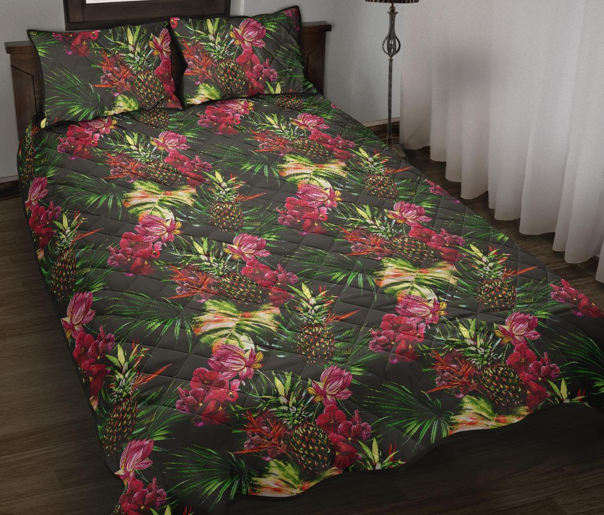 Hawaii Quilt Bed Set Palm Leaves Pineapples Jungle Leaf AH Black - Polynesian Pride