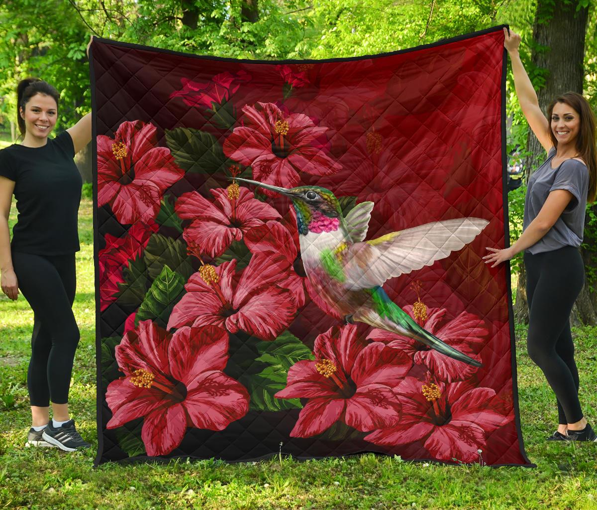 Hawaii Red Hibiscus Humming Bird Premium Quilt - Polynesian Pride
