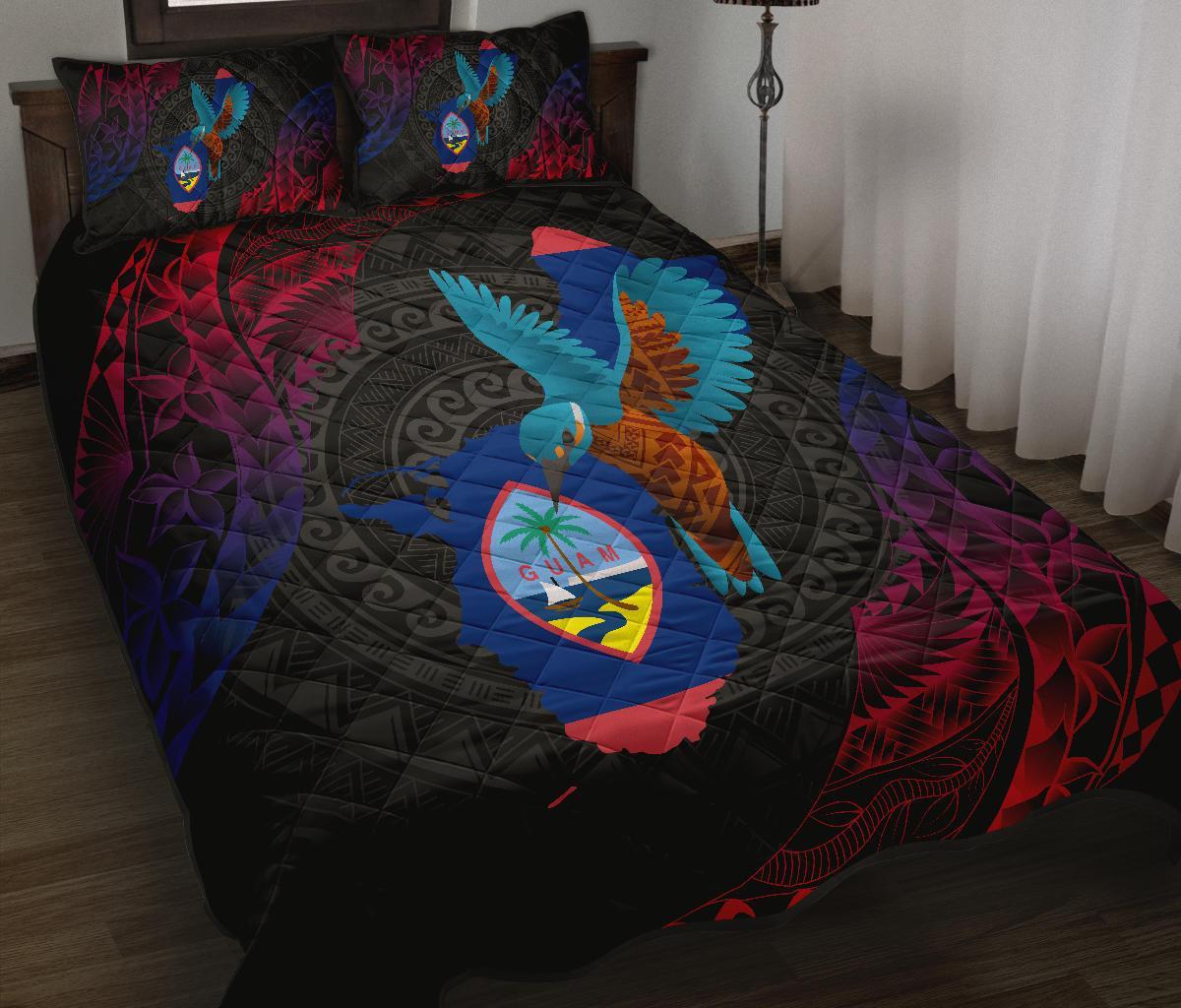 Guam Quilt Bed Set - KingFisher Bird With Map Black - Polynesian Pride