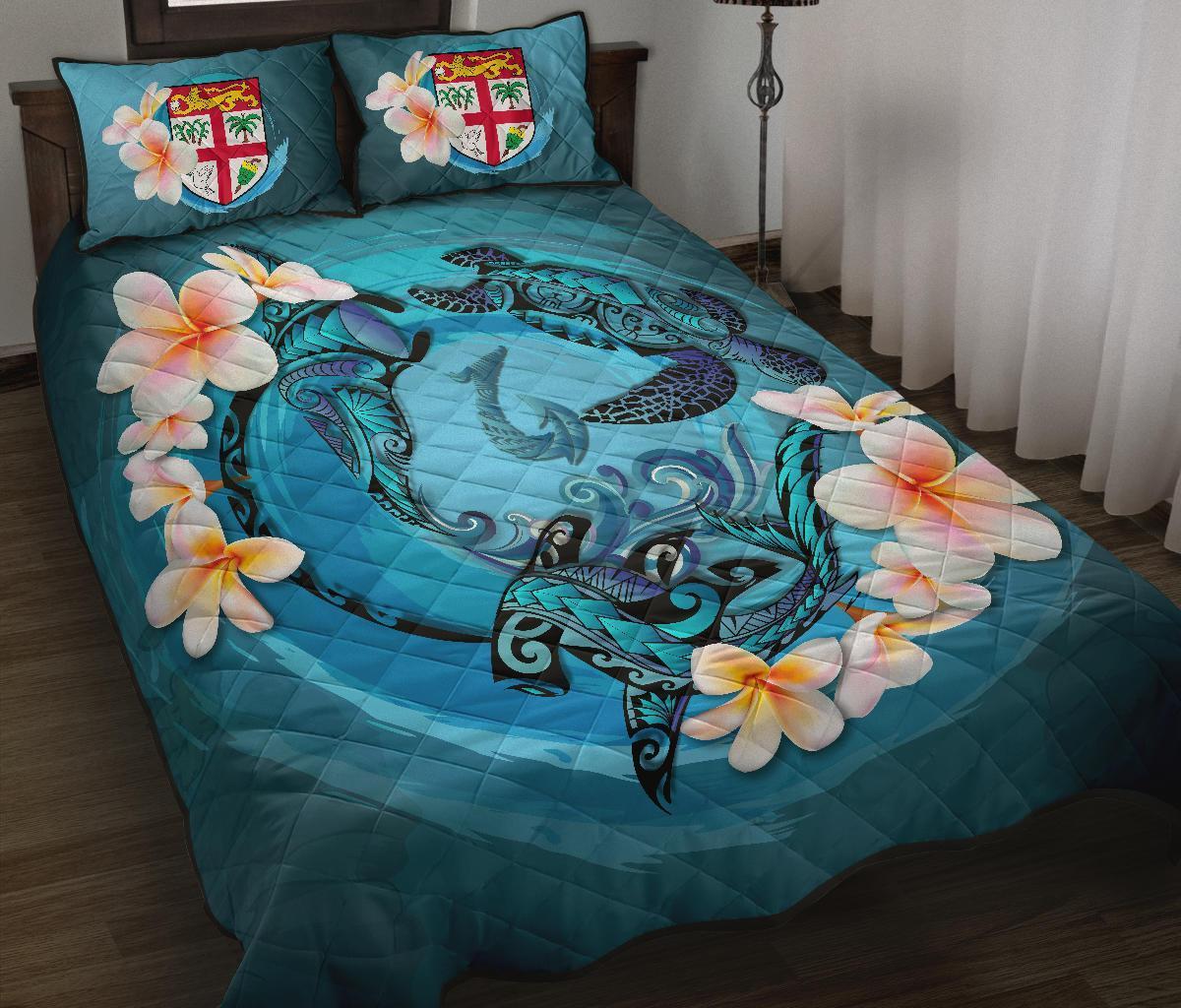 Fiji Polynesian Quilt Bed Set - Blue Plumeria Animal Tattoo Blue - Polynesian Pride