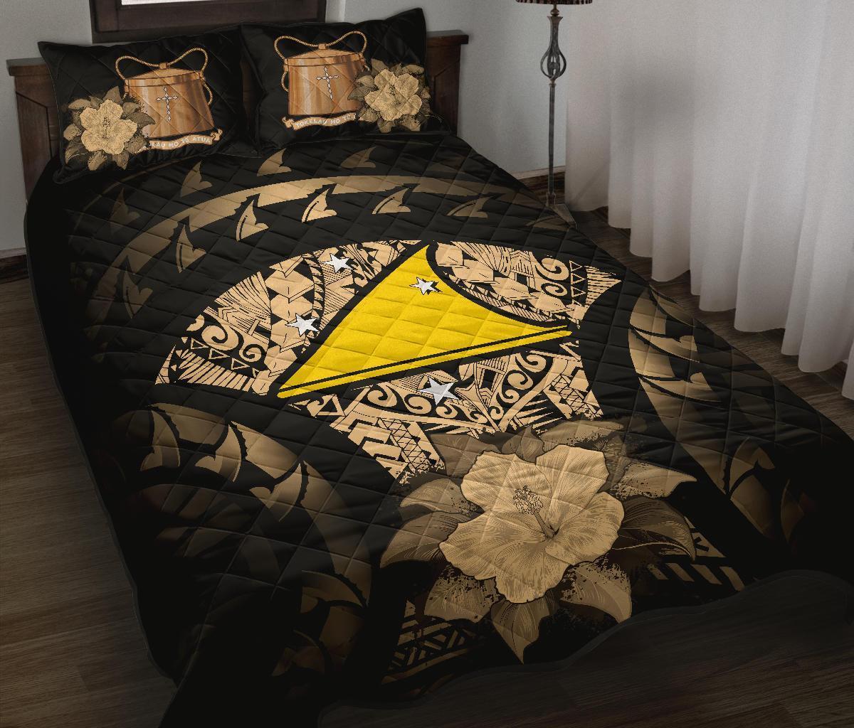 Tokelau Polynesian Quilt Bed Set Hibiscus Gold Black - Polynesian Pride