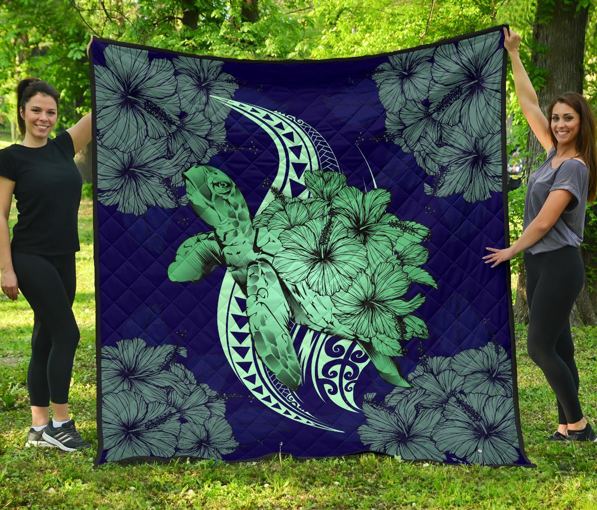 Hawaii Polynesian Turtle Hibiscus Premium Quilt - Green Green - Polynesian Pride