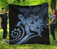 Hawaii Turtle Hibiscus Polynesian Vintage Premium Quilt - Pastel Blue Pastel Blue - Polynesian Pride