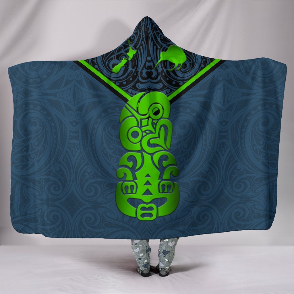 New Zealand Maori Rugby Hooded Blanket Pride Version - Navy Hooded Blanket Navy - Polynesian Pride