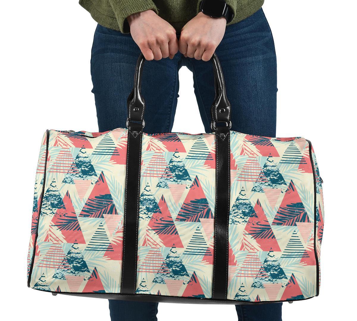 Hawaii Tropical Leaf Triangle Pattern Hawaii Travel Bag Travel Bag One size Black - Polynesian Pride