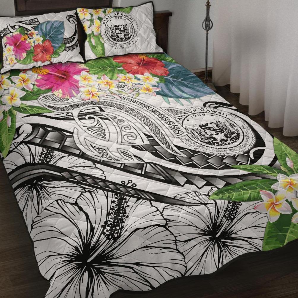 Polynesian Hawaii Quilt Bed Set - Summer Plumeria (White) White - Polynesian Pride