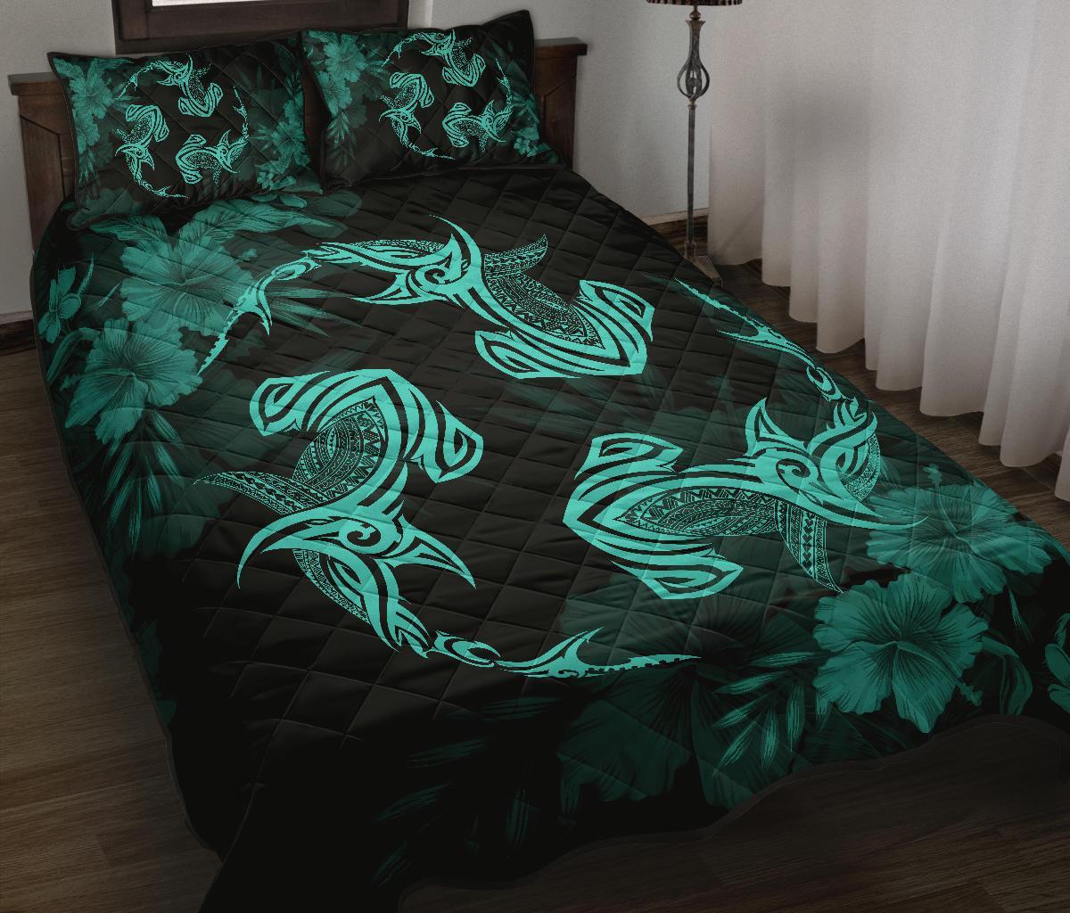 Hawaii Head Hammer Shark Hibiscus Turquoise Quilt Bed Set - Polynesian Pride